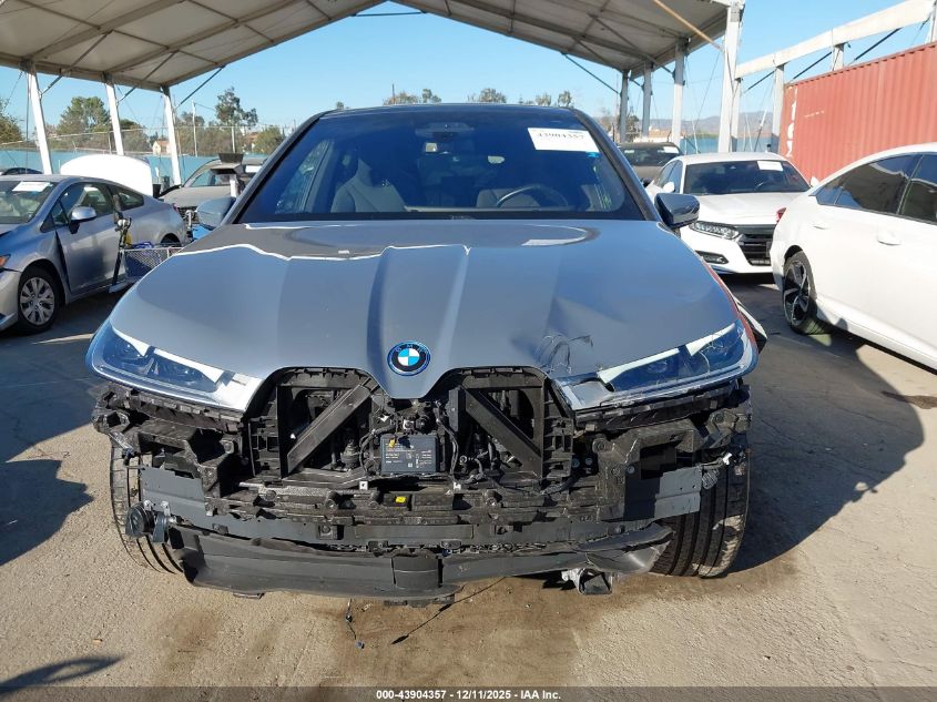 2024 BMW Ix xDrive50 VIN: WB523CF01RCR03239 Lot: 43904357