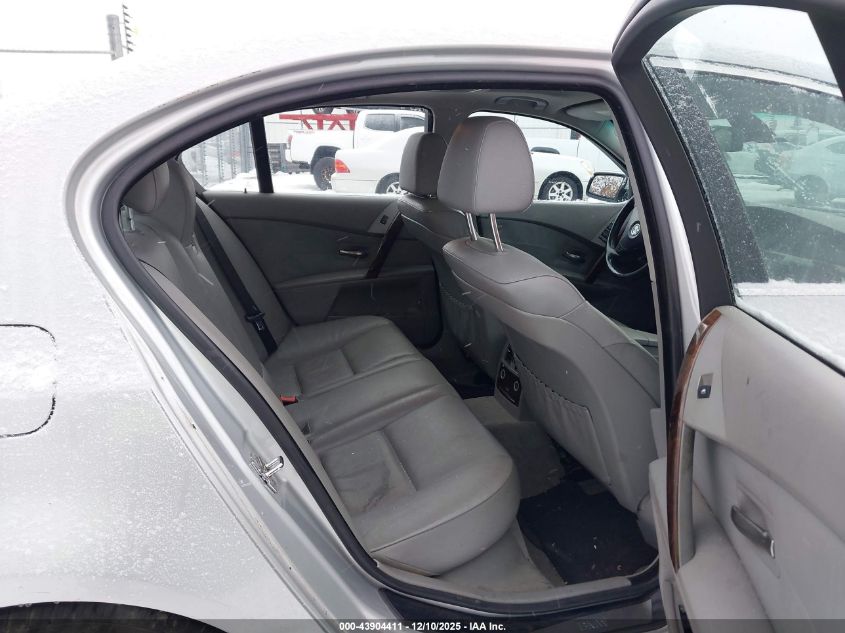 2007 BMW 525I VIN: WBANE53507CY05613 Lot: 43904411