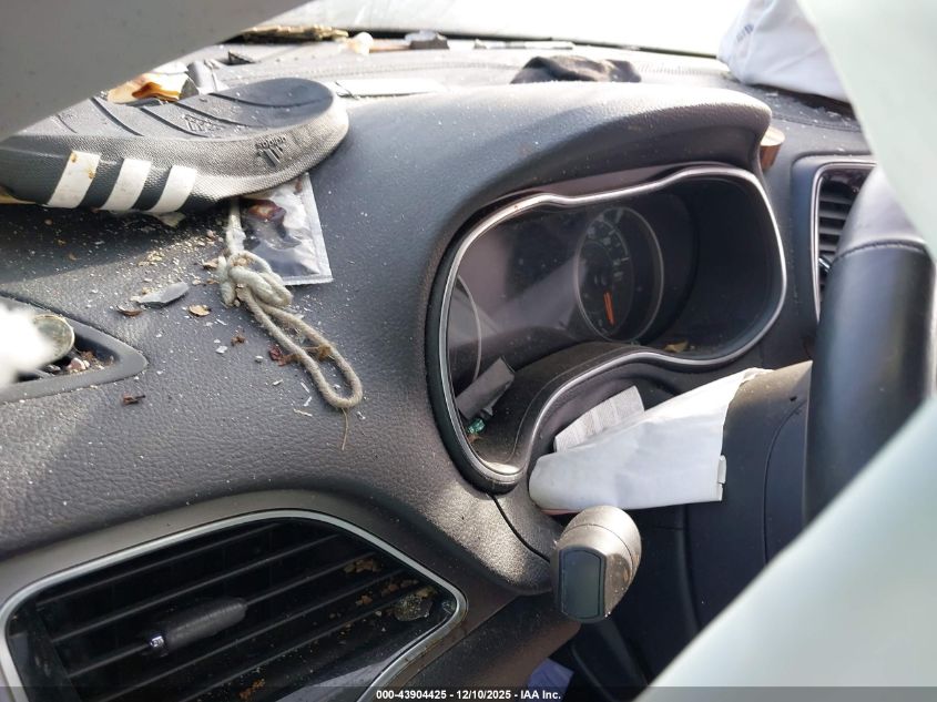 2019 Jeep Cherokee Limited 4X4 VIN: 1C4PJMDX2KD321530 Lot: 43904425