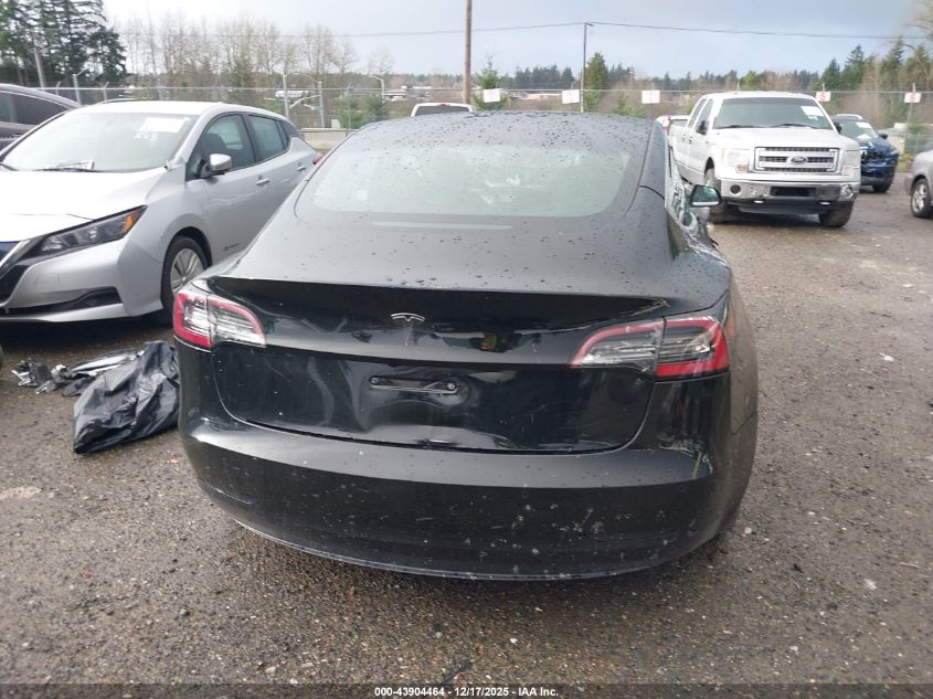 2018 Tesla Model 3 Long Range/Mid Range VIN: 5YJ3E1EA4JF062641 Lot: 43904464