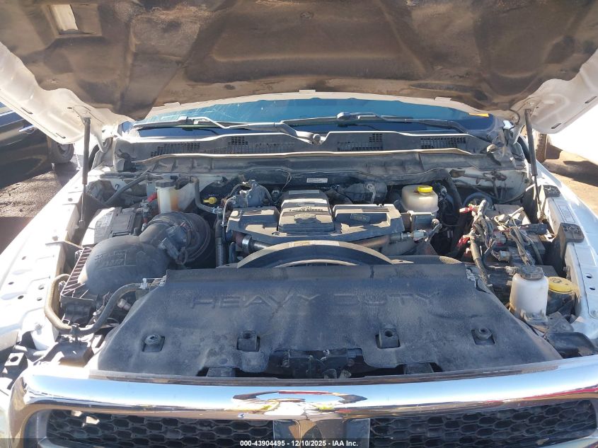 2018 Ram 3500 Slt 4X4 8' Box VIN: 3C63RRHL6JG394498 Lot: 43904495