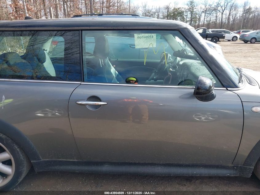 2006 Mini Cooper S VIN: WMWRE335X6TL17063 Lot: 43904509