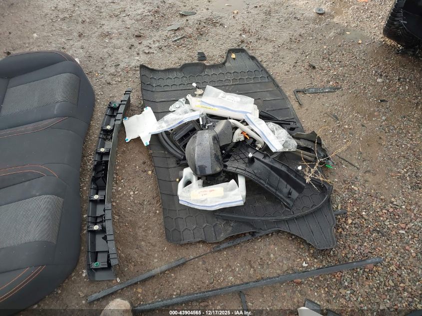 2018 Subaru Crosstrek 2.0I Premium VIN: JF2GTABC6JH240077 Lot: 43904565