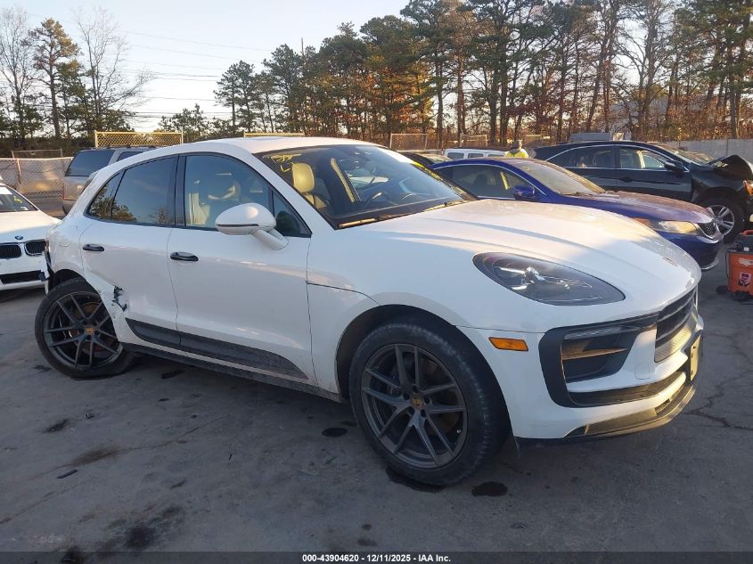 2022 Porsche Macan