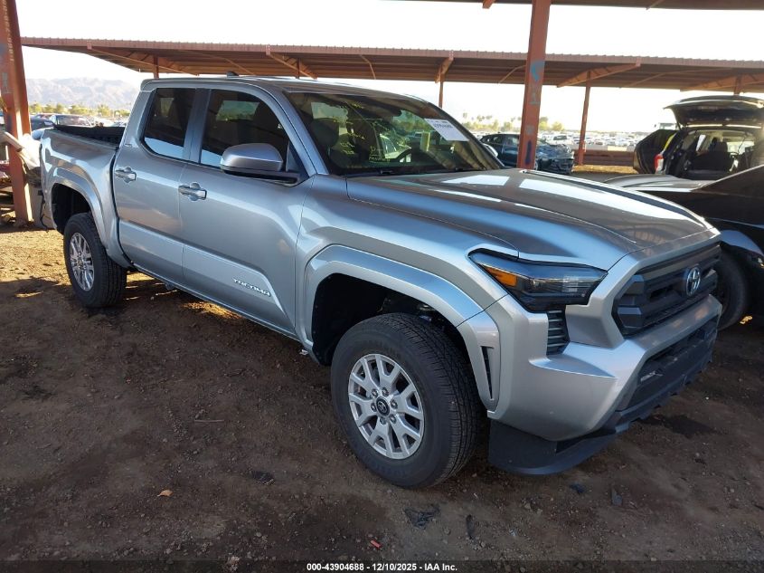 TOYOTA TACOMA SR5
