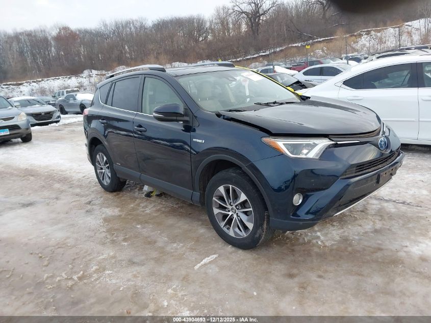 TOYOTA RAV4 HYBRID XLE