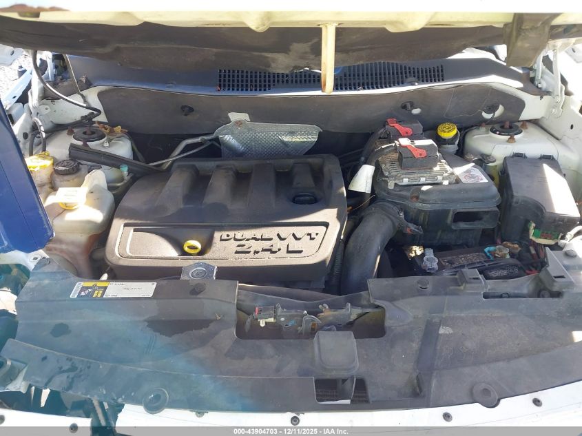 2016 Jeep Compass Latitude VIN: 1C4NJDEB2GD542546 Lot: 43904703