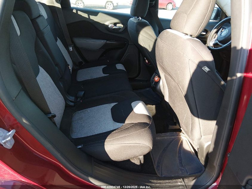 2014 Jeep Cherokee Sport VIN: 1C4PJMAB8EW318522 Lot: 43904746