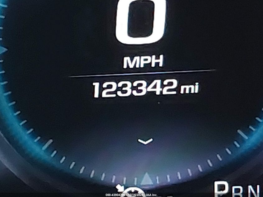 2017 Chevrolet Suburban Lt VIN: 1GNSKHKC1HR300962 Lot: 43904796