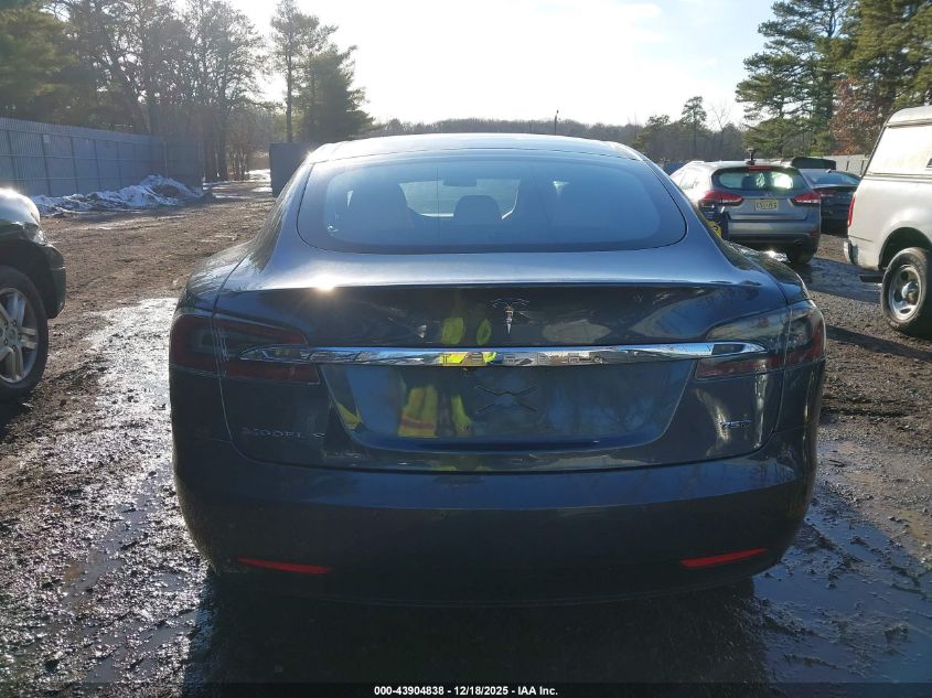 2016 Tesla Model S 60D/70D/75D/85D/90D VIN: 5YJSA1E24GF174235 Lot: 43904838