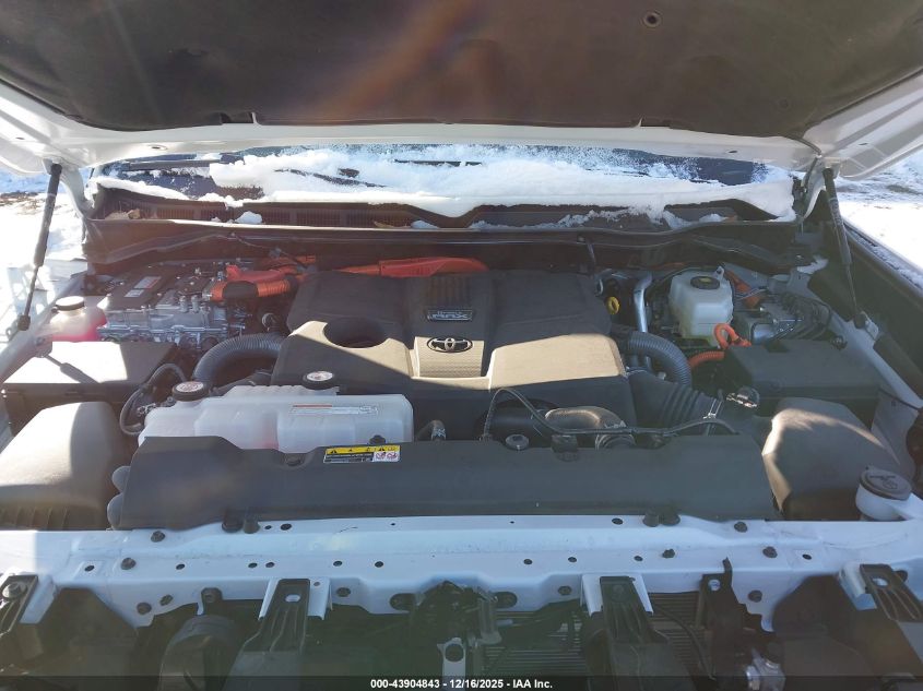 2025 Toyota Tundra Hybrid Capstone Crewmax 6.4' Bed VIN: 5TFVC5DB4SX102224 Lot: 43904843