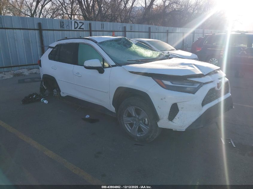 TOYOTA RAV4 HYBRID XLE