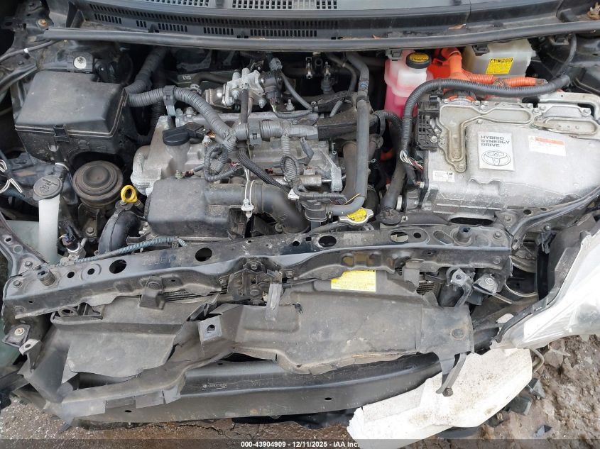 2012 Toyota Prius C Three VIN: JTDKDTB31C1020956 Lot: 43904909