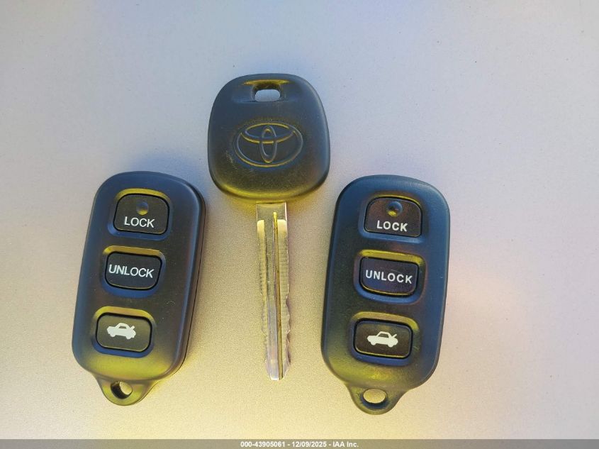 2004 Toyota Camry Se V6 VIN: JTDBA32K240004515 Lot: 43905061