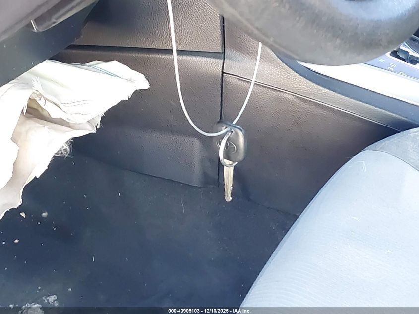 2015 Toyota Corolla L VIN: 2T1BURHE2FC323790 Lot: 43905103