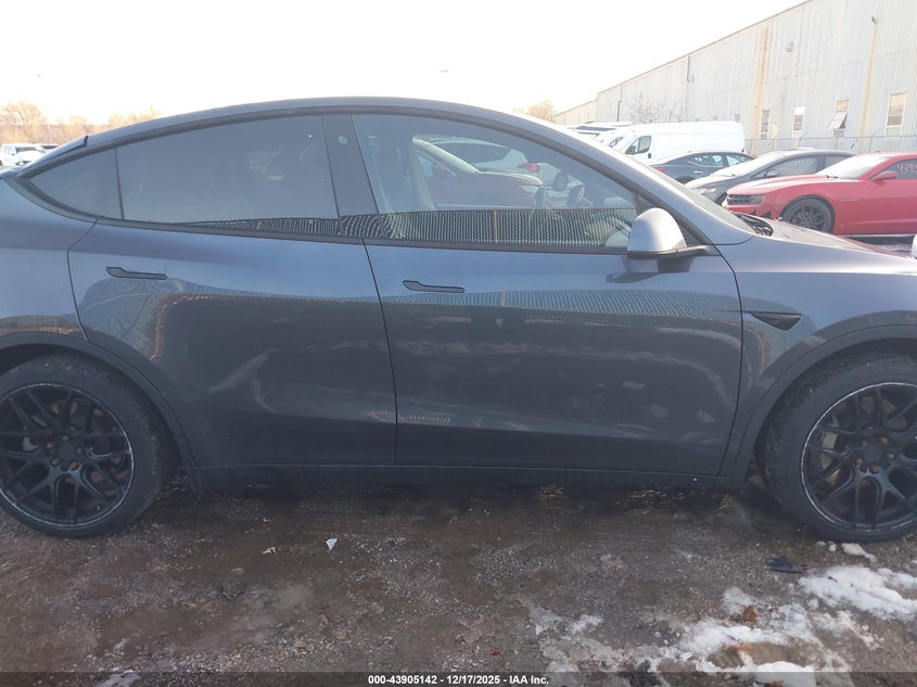 VIN 5YJYGDEE7LF044433 2020 TESLA MODEL Y LONG RANGE DUAL MOTOR ALL-WHEEL DRIVE
