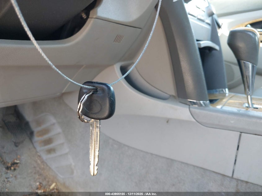 2007 Toyota Camry Xle VIN: 4T1BE46KX7U096678 Lot: 43905155