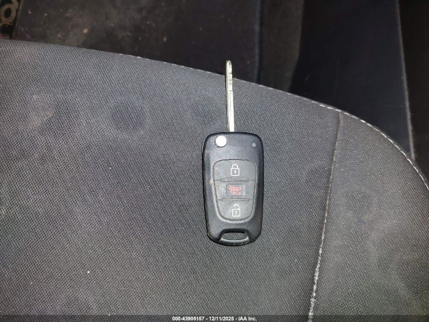 2012 Kia Soul + VIN: KNDJT2A67C7465395 Lot: 43905157