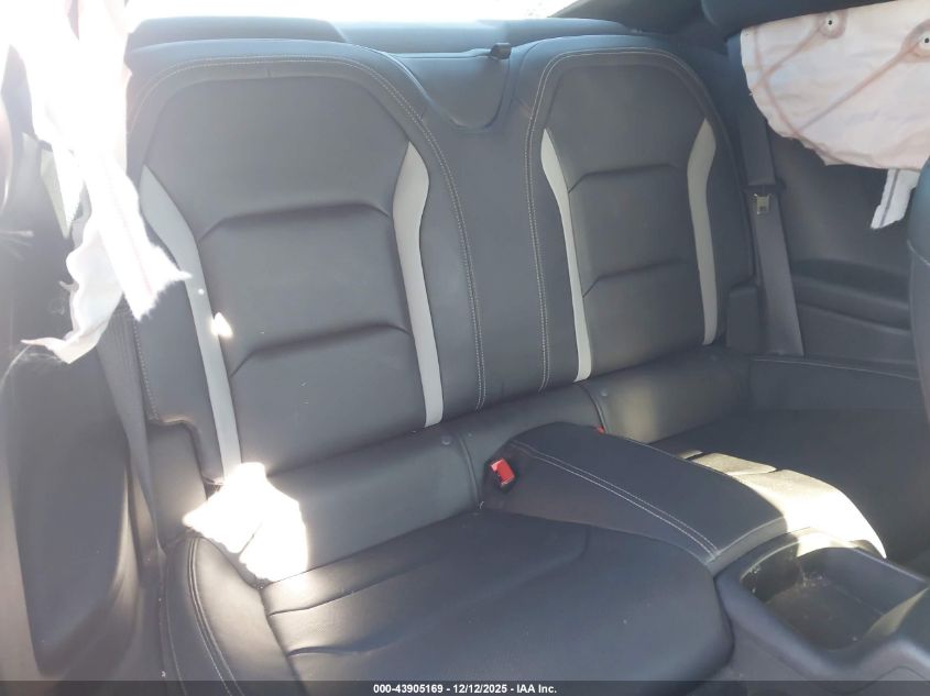 2022 Chevrolet Camaro Rwd 2Lt VIN: 1G1FD1RS8N0110528 Lot: 43905169