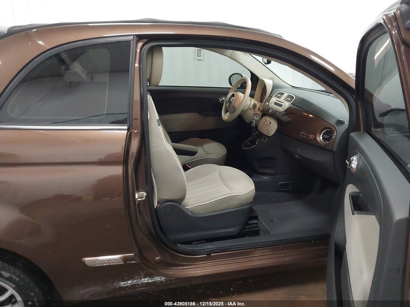 2012 Fiat 500C Lounge