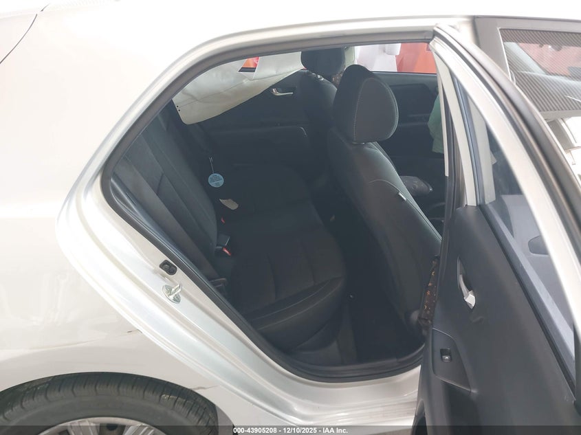 2022 KIA RIO 5-DOOR 1.6L I-4 DOHC, VVT, (VIN: 3KPA25AD3NE457915