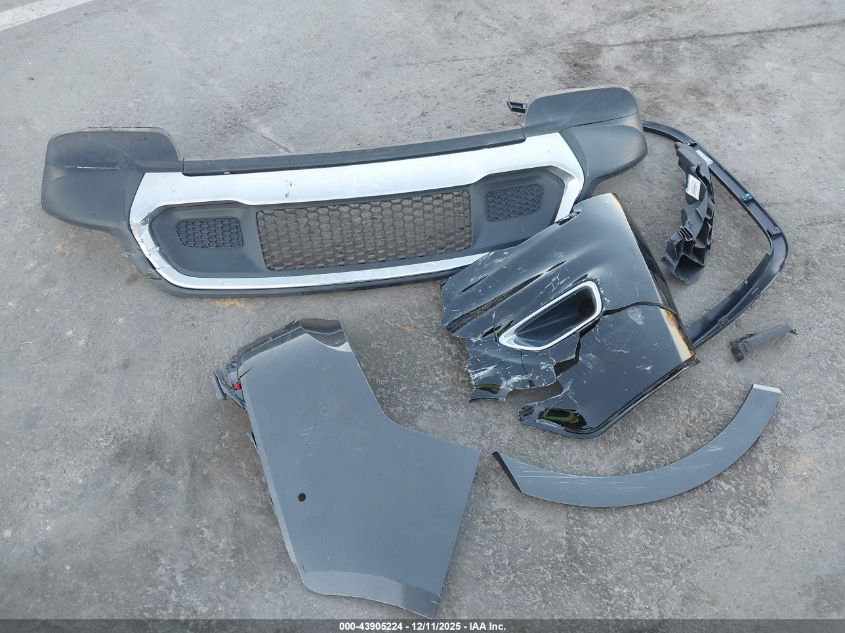 2019 Jeep Grand Cherokee Limited 4X4 VIN: 1C4RJFBG0KC654502 Lot: 43905224