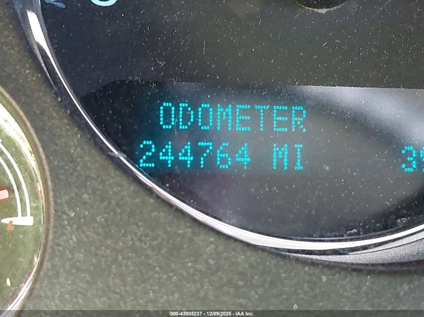 2013 Chevrolet Suburban 1500 Ls VIN: 1GNSKHE72DR173647 Lot: 43905237