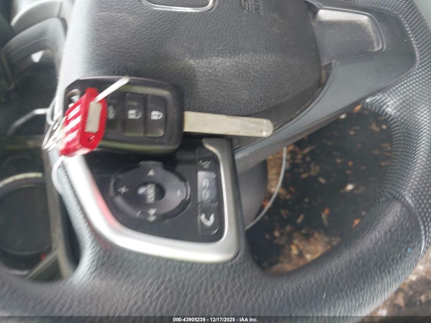 2016 Honda Civic Lx VIN: 19XFC2F56GE037992 Lot: 43905239