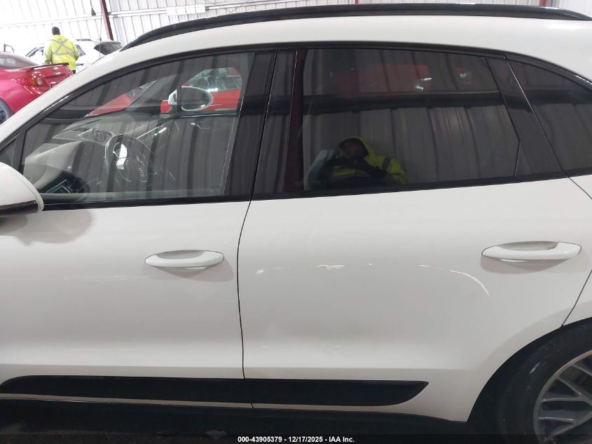 2015 Porsche Macan S VIN: WP1AB2A57FLB62279 Lot: 43905379