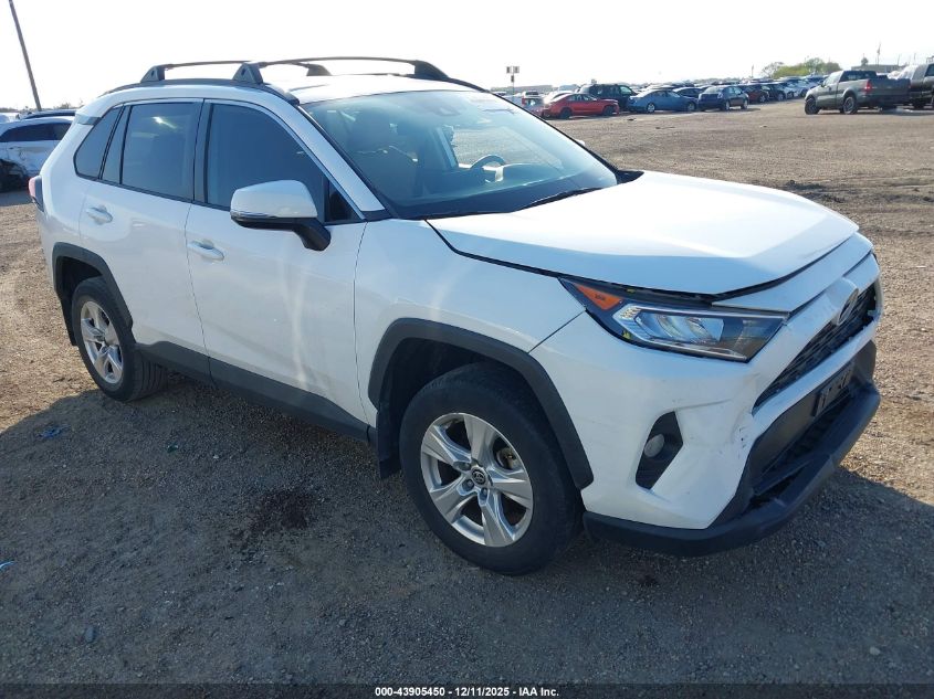 TOYOTA RAV4 XLE