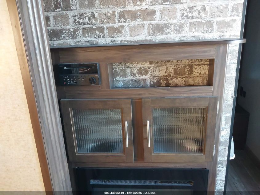 2019 Forest River Other VIN: 4X4TCKB25KK054457 Lot: 43905519