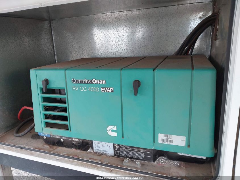 2015 Eclipse Stellar Travel Trailer VIN: 5LZBW2822FR042556 Lot: 43905542