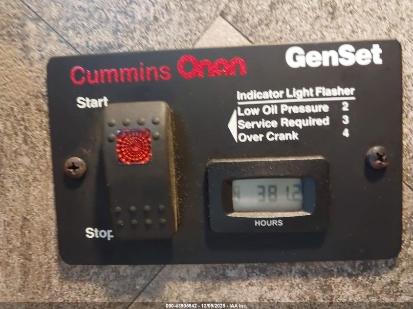 2015 Eclipse Stellar Travel Trailer VIN: 5LZBW2822FR042556 Lot: 43905542