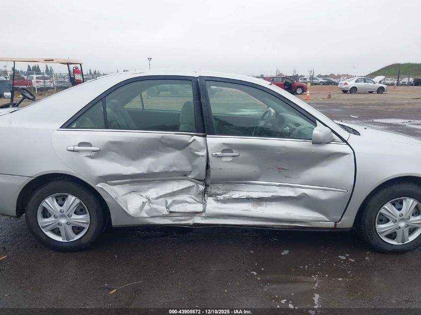 2002 Toyota Camry Le VIN: 4T1BE32K32U089967 Lot: 43905572