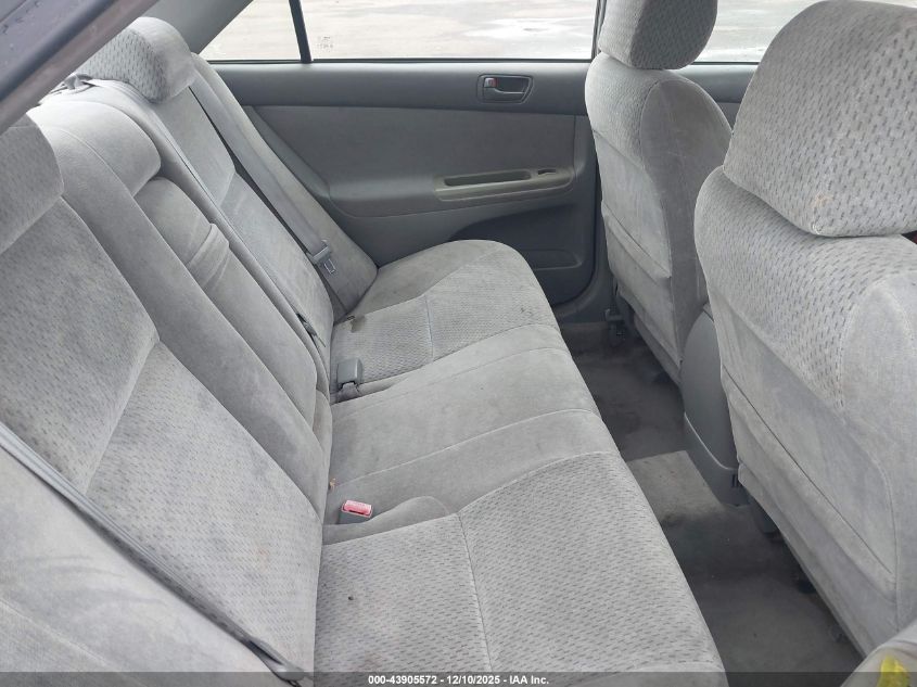 2002 Toyota Camry Le VIN: 4T1BE32K32U089967 Lot: 43905572