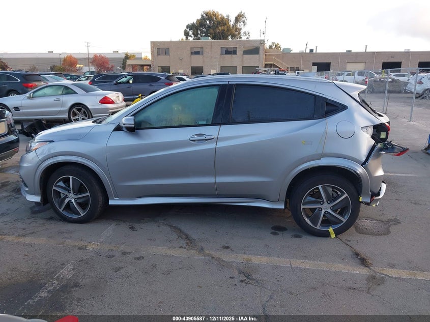 VIN 3CZRU6H9XLM708222 2020 HONDA HR-V AWD TOURING