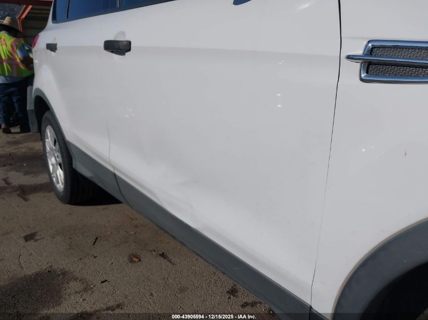 2016 Ford Escape S VIN: 1FMCU0F72GUC90147 Lot: 43905594