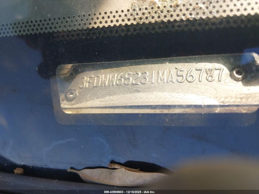 3FDWW65231MA56787 2001 FORD F650-F750 photo no. 8