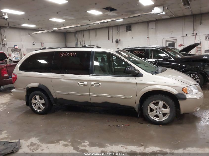 2007 Dodge Grand Caravan Sxt VIN: 2D4GP44L17R261033 Lot: 43905616