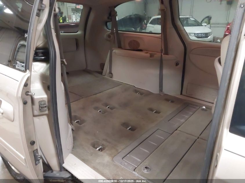 2007 Dodge Grand Caravan Sxt VIN: 2D4GP44L17R261033 Lot: 43905616