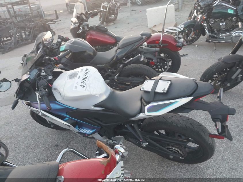 2025 Yamaha Yfz320 A VIN: MH3RH25E8SK004421 Lot: 43905628