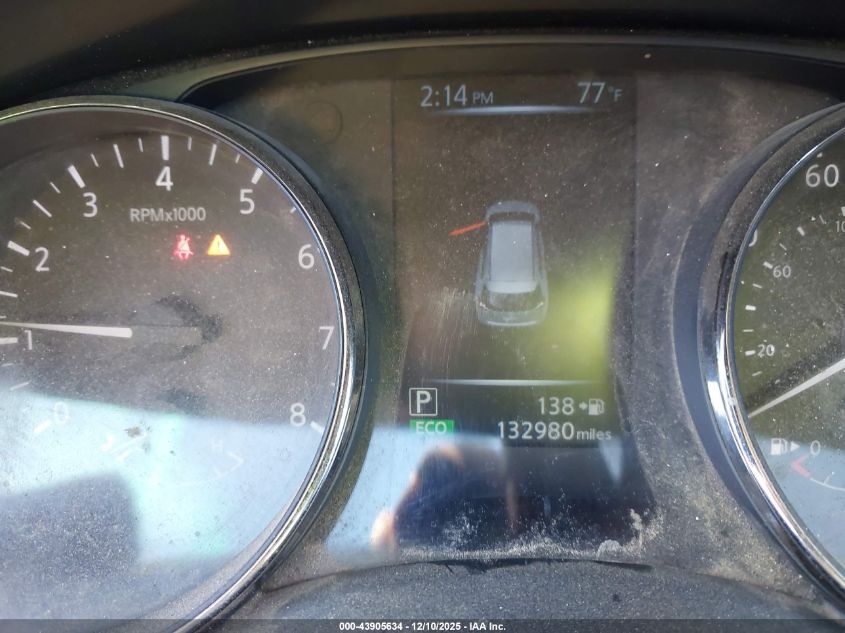 2017 Nissan Rogue S VIN: KNMAT2MV9HP555447 Lot: 43905634