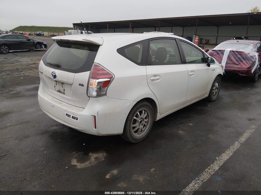 JTDZN3EU3HJ063363 2017 TOYOTA PRIUS V (+) photo no. 4