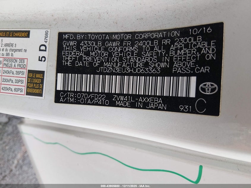 JTDZN3EU3HJ063363 2017 TOYOTA PRIUS V (+) photo no. 9