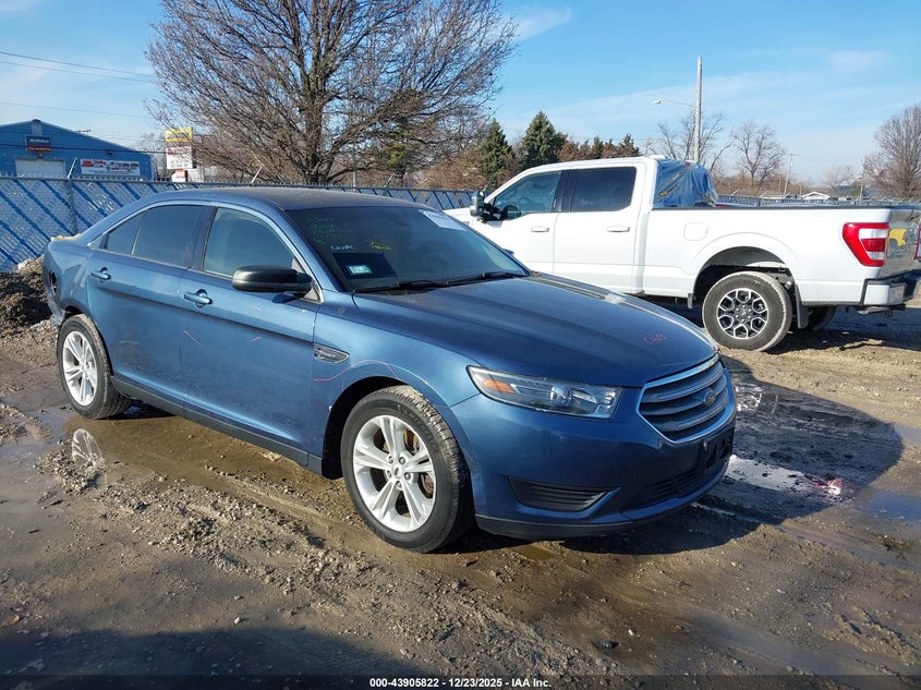 1FAHP2D82JG101078 2018 Ford Taurus Se auction photo 1
