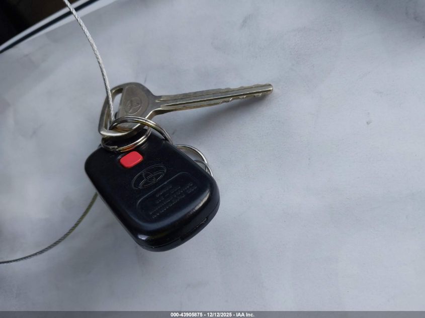 2001 Toyota Highlander V6 VIN: JTEHF21AX10002789 Lot: 43905875