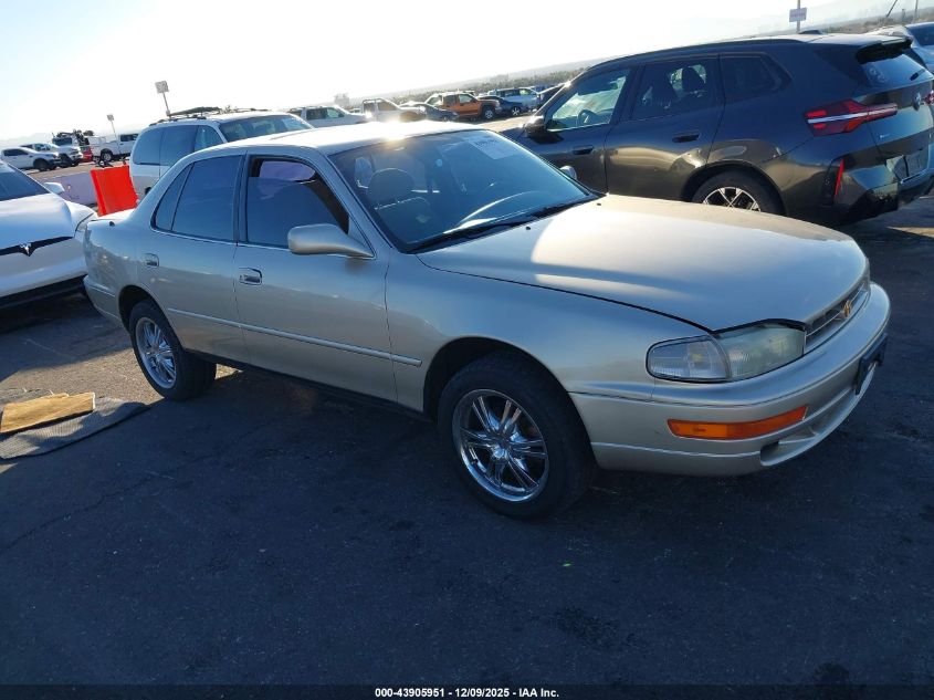 1992 Toyota Camry Le VIN: 4T1SK12E6NU117790 Lot: 43905951