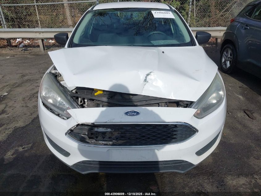 2016 Ford Focus S VIN: 1FADP3E24GL384517 Lot: 43906009