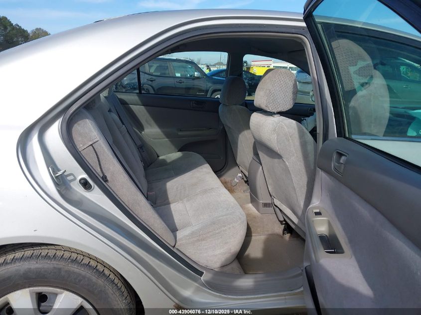 2003 Toyota Camry Le VIN: 4T1BE32K93U139711 Lot: 43906076