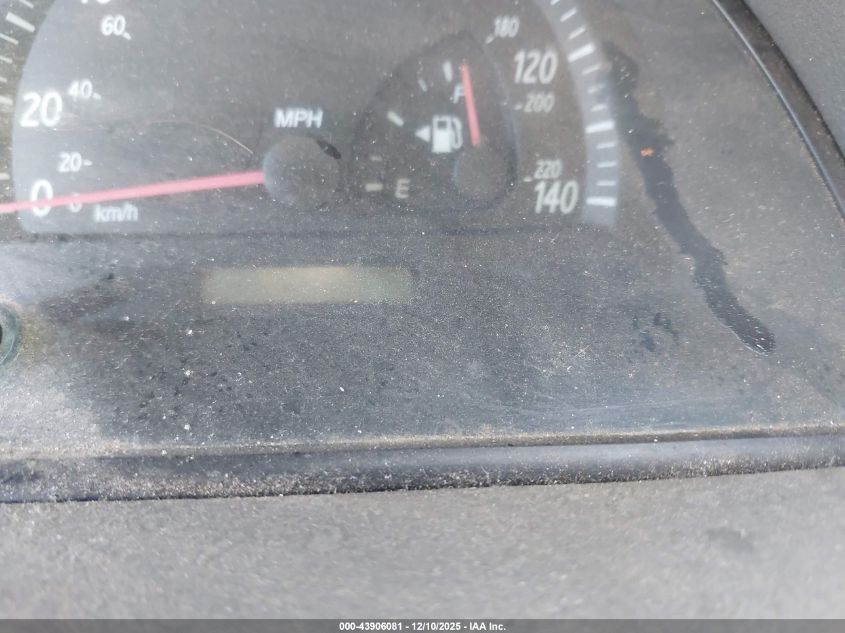 2002 Toyota Camry Le VIN: 4T1BE32K52U100273 Lot: 43906081